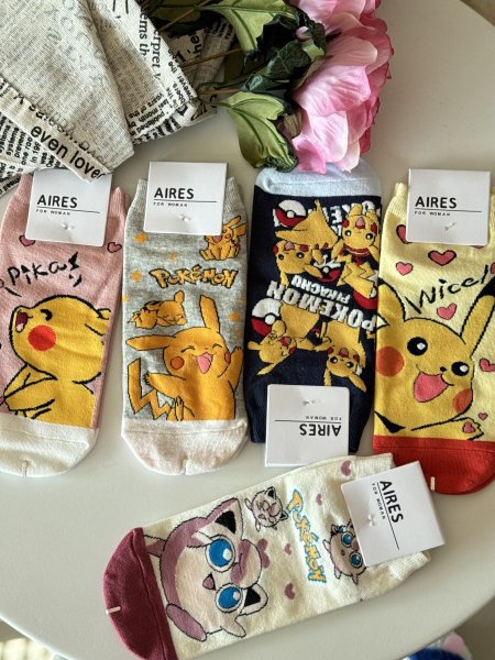 جرابين بيكاتشو